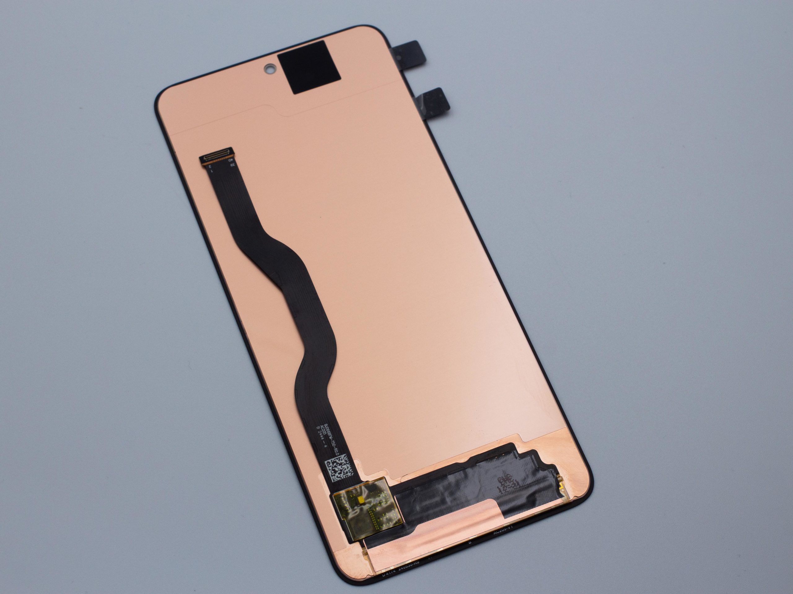 Дисплей Oppo Find N5 внешний — изображение 2